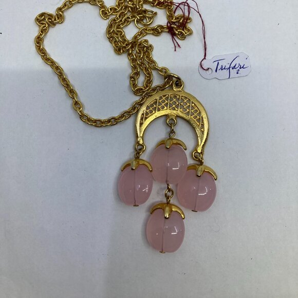Vtg TRIFARI ? Alice Caviness ? pink lucite waterfall gold tone necklace - Picture 1 of 3